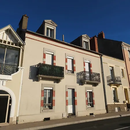 T2 Proche De La Gare Апартаменты